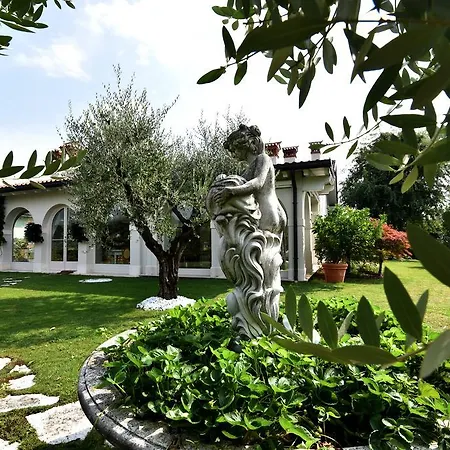 La Casa Dei Ciliegi לינה וארוחת בוקר מארוסטיקה